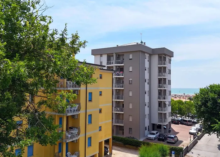 Appartamenti Lyons Nord E Sud